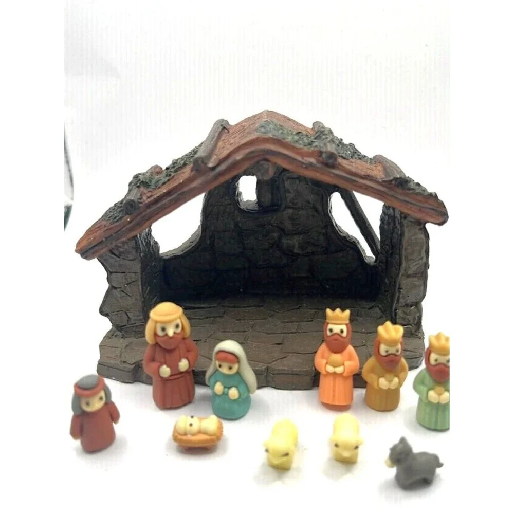 Miniature Nativity Scene Set • Stable + Figurines • Christmas Decor